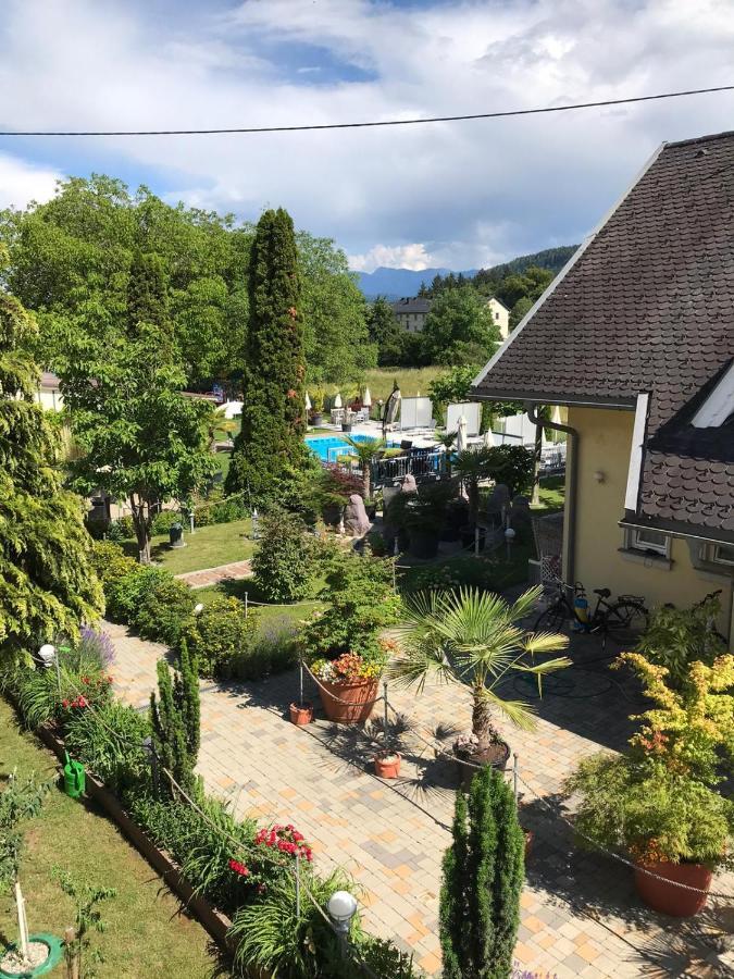 Ferienanlage Seehof Krumpendorf Buitenkant foto