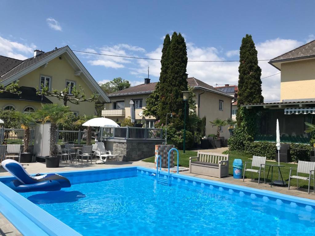 Ferienanlage Seehof Krumpendorf Buitenkant foto
