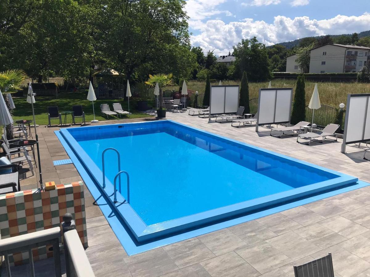 Ferienanlage Seehof Krumpendorf Buitenkant foto