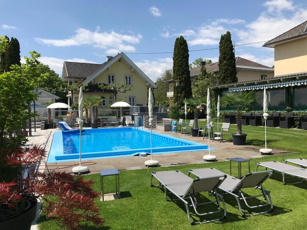 Ferienanlage Seehof Krumpendorf Buitenkant foto