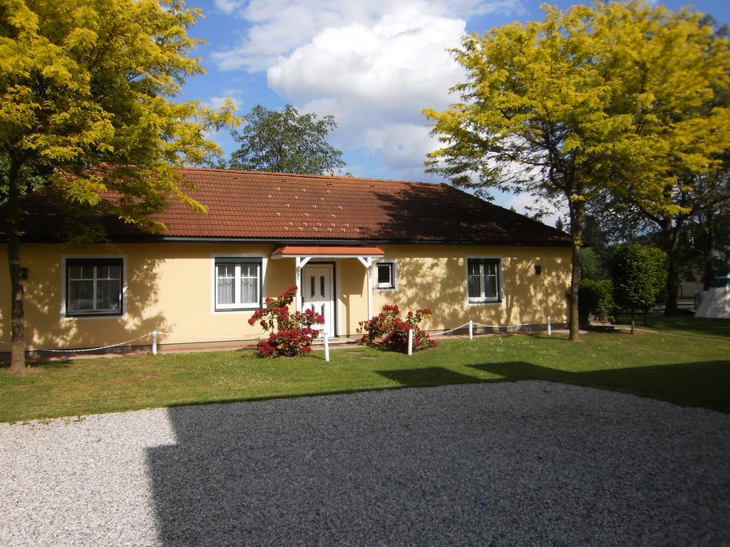 Ferienanlage Seehof Krumpendorf Buitenkant foto